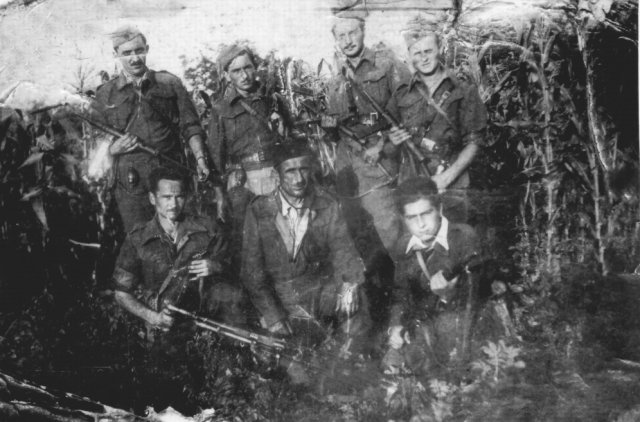 A partizánok 6. újvidéki hadtestének katonái.