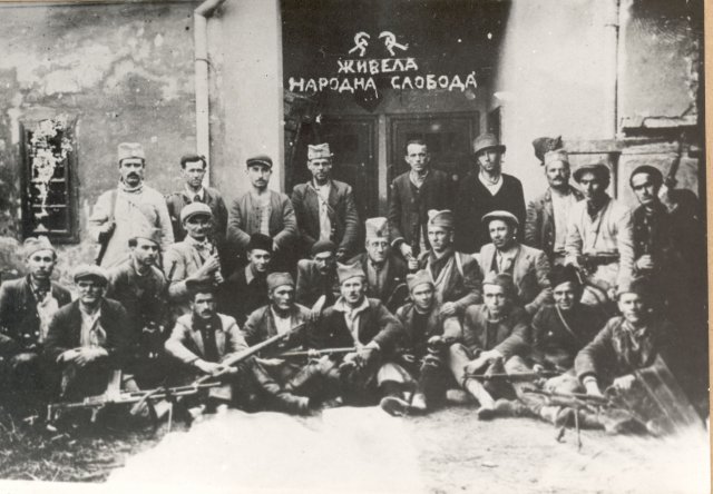 Vajdasági partizánok csoportképe